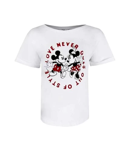 Disney - T-shirt LOVE NEVER GOES OUT OF STYLE - Femme (Blanc) - UTTV998 1 Disney - T-shirt LOVE NEVER GOES OUT OF STYLE - Femme (Blanc) - UTTV998